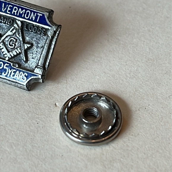 Vermont Masonic Grand Lodge Sterling Silver Pin 25 Years - Picture 3 of 9